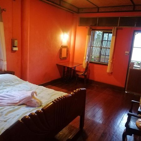 Crossroads House Hotel Mae Hong Son Ngoại thất bức ảnh