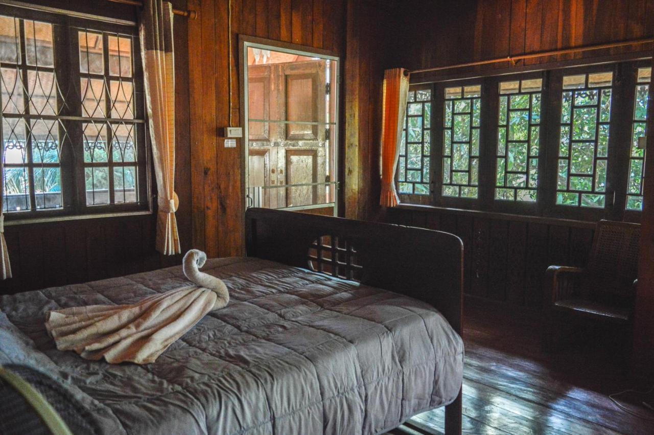 Crossroads House Hotel Mae Hong Son Ngoại thất bức ảnh